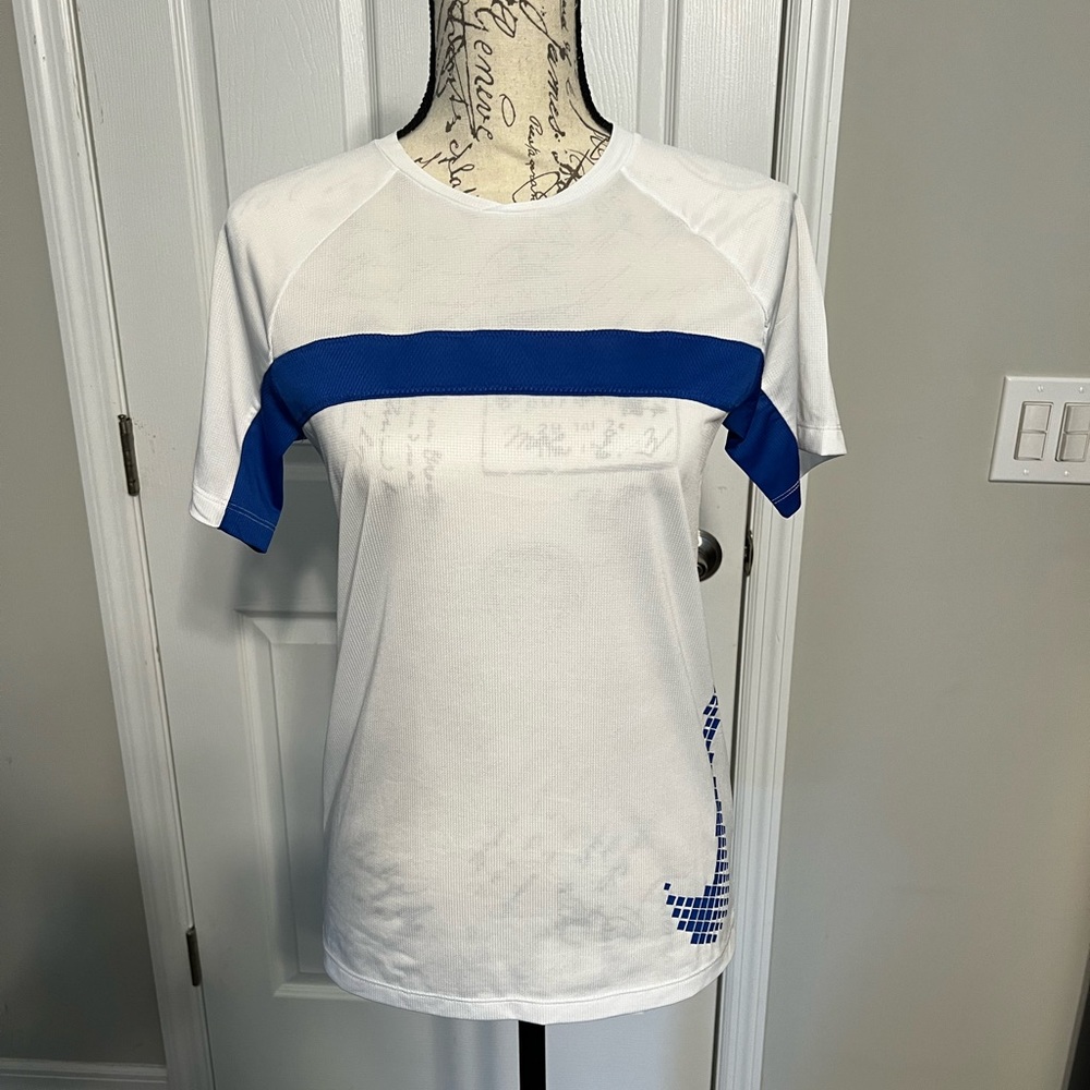 Nike dri-fit tshirt